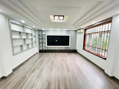 Hoàng mai giáp hai bà   ô tô tránh   kinh doanh   lô góc nở hậu 1