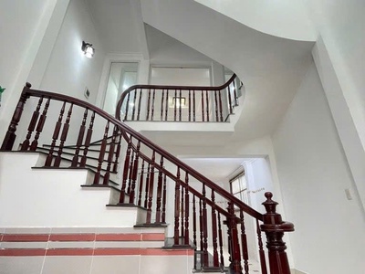 Hoàng mai giáp hai bà   ô tô tránh   kinh doanh   lô góc nở hậu 4