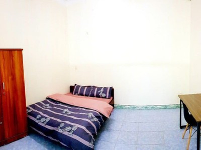 Cho thuê phòng ngõ 2 nguyễn chánh giá 3tr 1