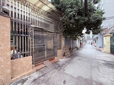 Cần bán gấp trước tết nhà hoàng hoa thám , ba đình, diện tích 35m2 nhà 6 tầng 0