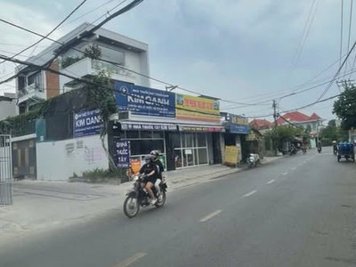 Bán nhằ mặt tiền 3 tầng 10x20m giá 14,8 tỷ đường tân xuân 2