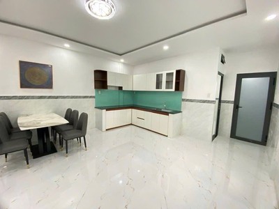 Nhà đẹp hxh quay đầu đường 18, linh trung cũ linh xuân mới , 2