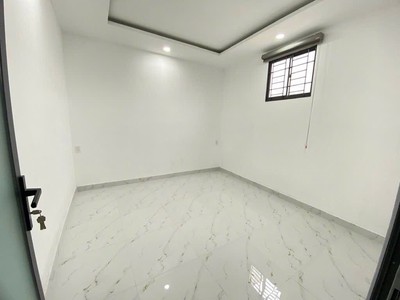 Nhà đẹp hxh quay đầu đường 18, linh trung cũ linh xuân mới , 1