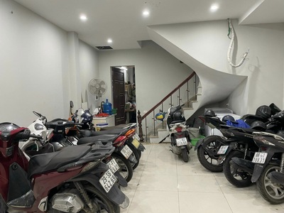 Siêu phẩm dòng tiền 60tr/tháng 50m ra trần duy hưng ngõ thông kinh doanh 65/72m2 3