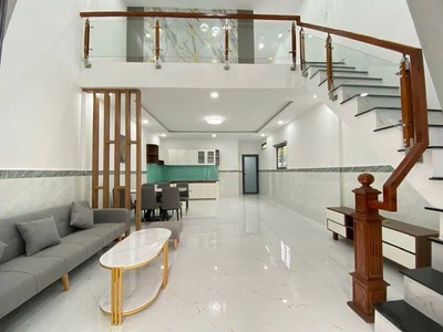 Nhà đẹp hxh quay đầu đường 18, linh trung cũ linh xuân mới , 3