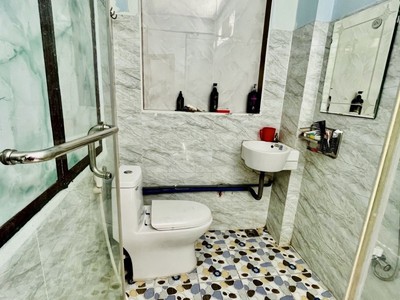 Nhà rộng 4 tầng đường huỳnh thị hai quận 12 110m2 chỉ 4 tỷ 8. 2