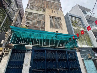 Bán nhà đường trường chinh   phường 14 tân bình - 5,5 x 15m  3 tầng 0