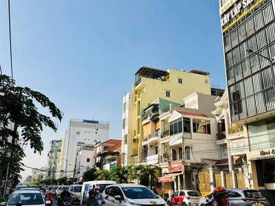 Bán nhà mt hoàng hoa thám, phường 13, tân bình  4 15  - cổng ga t3 4