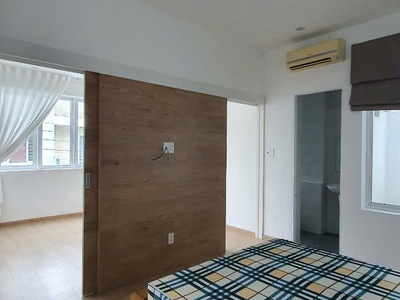 Căn góc hai mặt tiền thoáng đẹp ngay trung tâm nha trang 2