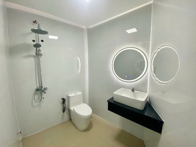 Căn nhà mới ngay trung tâm nha trang chỉ 2ty180 siêu rẻ 3