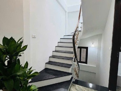 Bán nhà đê trần khát chân 29.6m2. 4 tầng. mặt tiền 5m. giá 7.95 tỷ hai bà trưng hà nội , 1