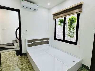 Bán nhà đê trần khát chân 29.6m2. 4 tầng. mặt tiền 5m. giá 7.95 tỷ hai bà trưng hà nội , 3