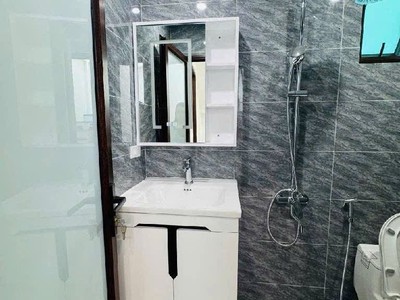 Bán nhà đê trần khát chân 29.6m2. 4 tầng. mặt tiền 5m. giá 7.95 tỷ hai bà trưng hà nội , 2