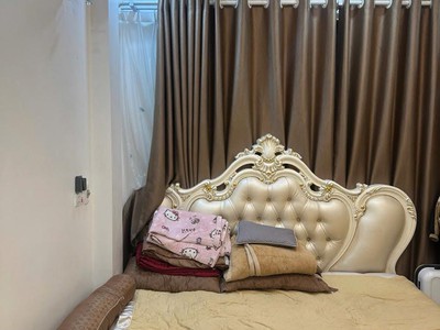 Bán nhà mới giáp nhất-38m 5tầng 4mmt-ngõ thông-kinh doanh-cạnh royalcyti. 12 tỷ 3