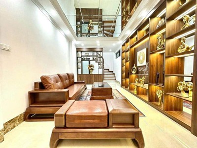 Bán nhà mới giáp nhất-38m 5tầng 4mmt-ngõ thông-kinh doanh-cạnh royalcyti. 12 tỷ 0