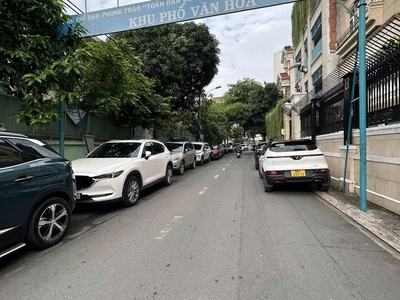 Bán hẻm 8m nguyễn đình khơi, đối diện công viên, 3,6x21m, 2 tầng cũ, tiện xây, 11,5 tỷ. 0