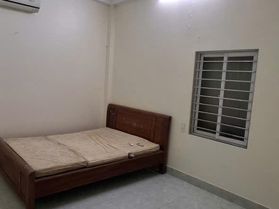 Bán nhà dân xây, cọc ép chắc chắn lên 7 tầng thoải mái, vị trí đẹp, giá đầu tư. 1