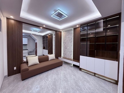 Bán nhà xuân la dt 23m x5 tầng 6,950 tỷ 40m ô tô tránh,ngõ thông,full nội thất 0