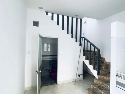 Chủ bán gấp đi mỹ lk 4-5 sau lưng trường kđ hẻm 6m thông kinh doanh 42m2 -2 tầng 3 tỷ 4