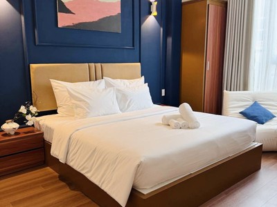 Chính chủ bán khách sạn Lý Tự Trọng Q.1 - 3,7m x 16m 4