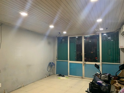 Cho thuê MB có máy lạnh tiện KD ngay mặt tiền Vĩnh Viễn Quận 10 0