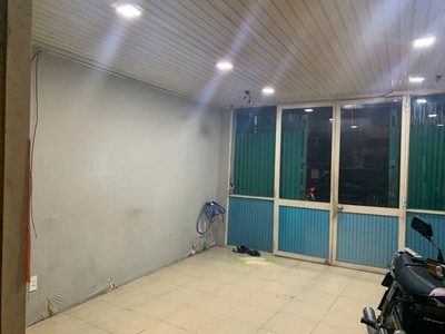 Cho thuê MB có máy lạnh tiện KD ngay mặt tiền Vĩnh Viễn Quận 10 1