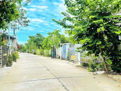 Lô đất nhà vườn 374m - mặt tiền 14m - sẵn sổ - giá chỉ 9xx 1