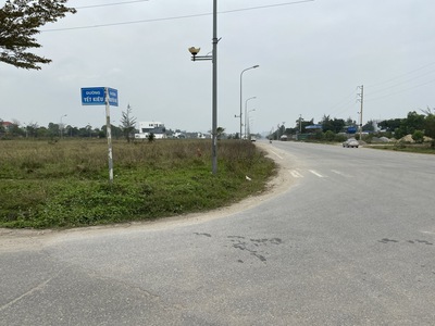 Chính chủ bán đất mặt tiền đường nguyễn huệ, thị xã cửa lò, nghệ an thuộc dự án kđt nguyễn sinh 0