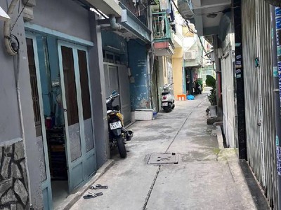 Nhà 3 tầng   khu dân cư sầm uất   giá tốt 2