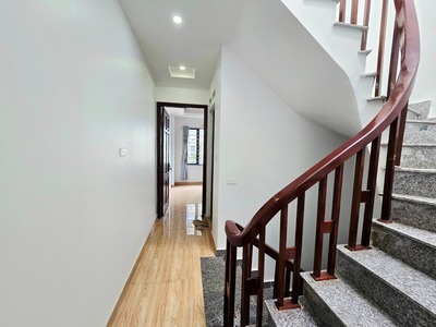 Mặt ngõ phố lạc long quân 36m 5t nhà mới nhỉnh 9,2 tỷ-ngõ rộng thông các ngã 2