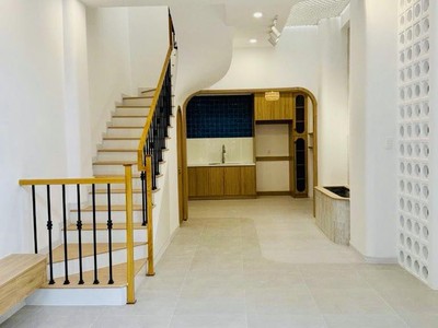 Aeon tân phú nhà mới trệt 2 lầu hẻm 6m dọn vào ở ngay 7.x 2