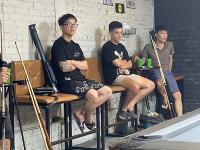 Nhượng clb bi a chân đế chung cư phạm văn đồng 1