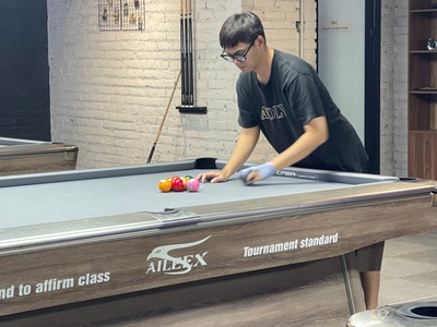 Nhượng clb bi a chân đế chung cư phạm văn đồng 2