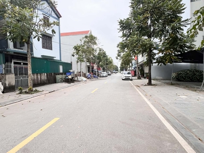 Biệt thự sân vườn long biên, gần hồ điều hòa, diện tích 152m, mặt tiền 11m, full thổ cư 0