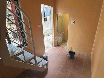 Cho thuê nhà nguyên căn 2 tầng tại phố Hồng Mai, quận Hai Bà Trưng, Hn 3