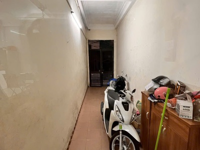 Cho thuê nhà nguyên căn phạm ngọc thạch 50m x 4 tầng 4 pn, 3 wc, 16 triệu 3