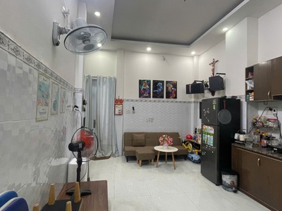 Bán nhà mặt tiền kinh doanh đường vân đồn trung tâm nha trang 63,8m 3