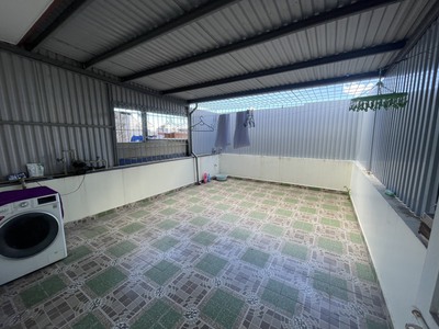 Cho thuê nguyên căn sân cổng 110m2 Văn Cao, 4 p.ngủ. 7