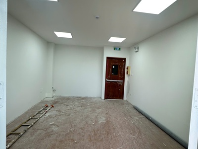 Linhhk cho thuê cửa hàng phùng hưng 80m , mặt tiền 5m 0