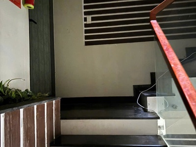 Bán căn hộ 5 tầng hải hồ 0