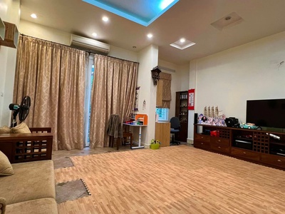 Bán nhà mặt phố quán thánh, 37m2, 4 tầng, mặt tiền 5m, 21.8 tỷ, kd đỉnh, dòng tiền 20 tr/tháng 0