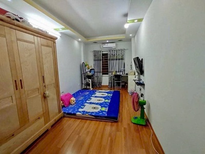 Chính chủ cho thuê nhà 4 tầng tại ngõ 896 nguyễn khoái, phường thanh trì, quận hoàng mai, hà nội 1