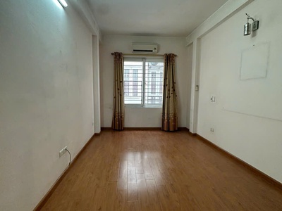 Cần bán nhà vị trí đẹp phố hồng tiến, quận long biên. khu vực trung tâm, dân trí cao, tiện ích đầy 1