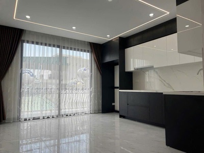 Bán nhà cổ linh 45m 6 tầng mt4.5m thang máy đối diện aeon mall hơn 13 tỷ 2