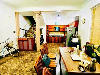 Bán căn hoàng cầu phân lô ô tô - hơn 17 tỷ 46m mt 5.6m 5 tầng 1