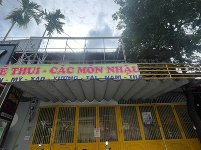 Cho thuê nhà mặt tiền đường phan tứ đà nẵng 140 m2 cấp 4 ngang 6m7 giá tốt 0