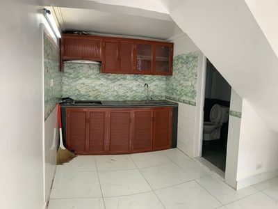 Cho thue nhà riêng Vũ Chí Thắng , Lê Chân . Gia đình ít người ở ok 1