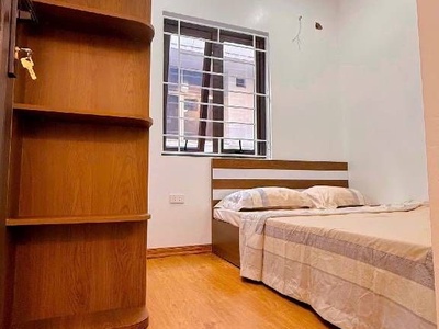 Căn hộ tập thể tầng 2 hoàng quốc việt dt 65m giá 4,18 tỷ full nội thất 2