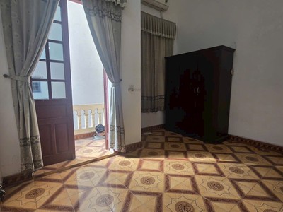 Bán căn nhà 3 tầng ngõ phố Nguyễn Thượng Mẫn, TP HD, 51.8m2, mt 4.47m, 3 ngủ, 3vs 3