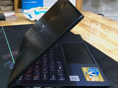 Laptop ASUS Zenbook UX334 Core i5-10210U RAM 8GB SSD 256GB VGA ON Màn 13.3 Inch Full HD Máy Đẹp 2